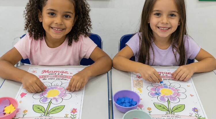 Atividade dia das maes flor de jardim para alfabetização página 1